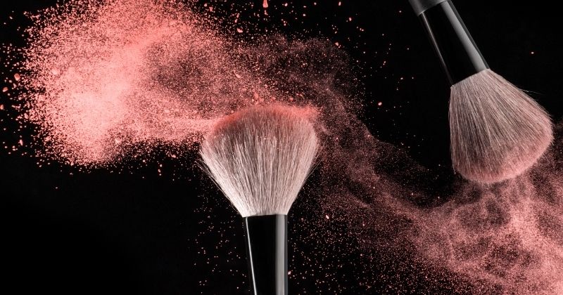 Người mới nên bắt đầu với sản phẩm nền tảng, dễ dùng và phù hợp với làn da