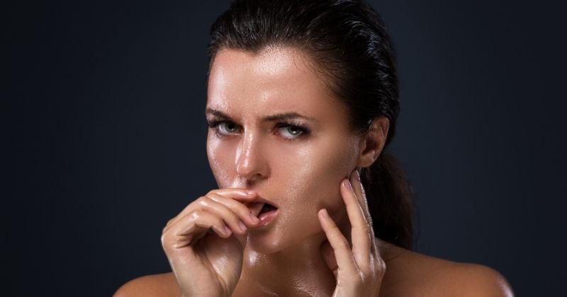 Cách chọn makeup cho da dầu
