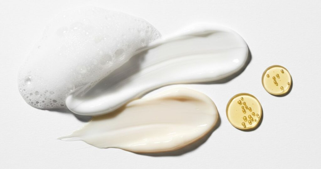Các bước skincare ban ngày