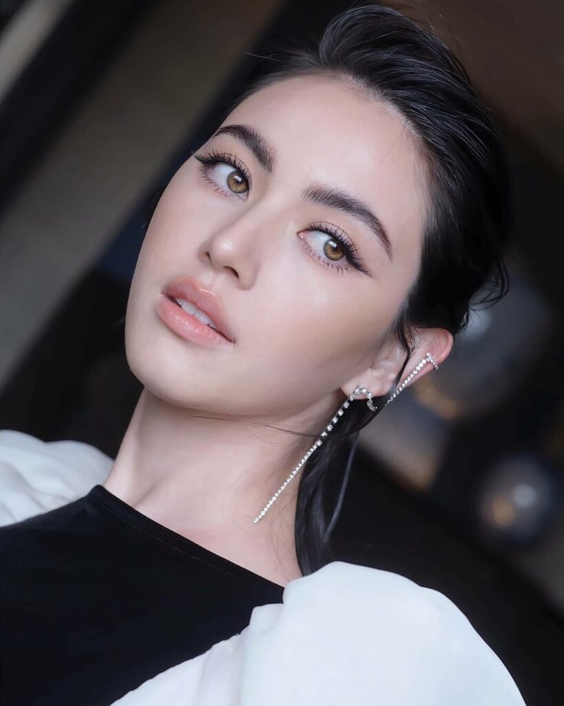 Makeup Tone Tây: Cách Trang Điểm Đẹp Chuẩn Tây Cuốn Hút 4 Hướng dẫn cách makeup tone Tây